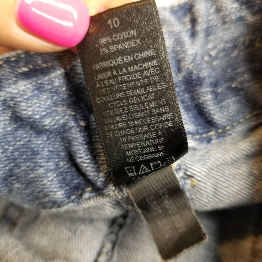 Express jean shorts - Picture 7 of 15